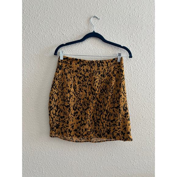 Zara Animal Cheetah Print Mini Skirt Women's Size Medium - Picture 7 of 9